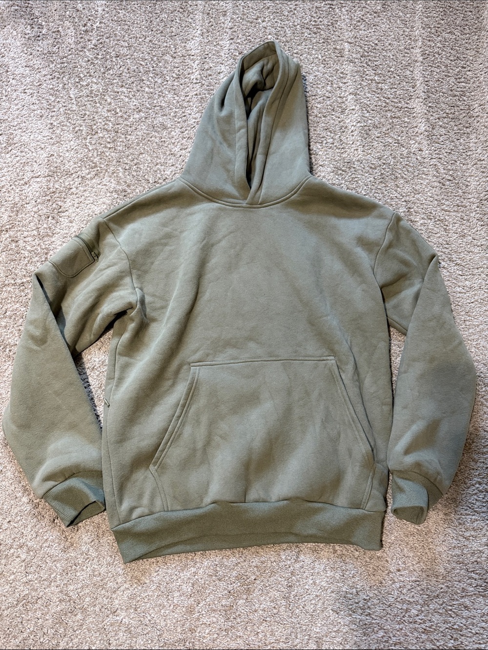 Moss Comfrt Travel Essentials Pullover Hoodie